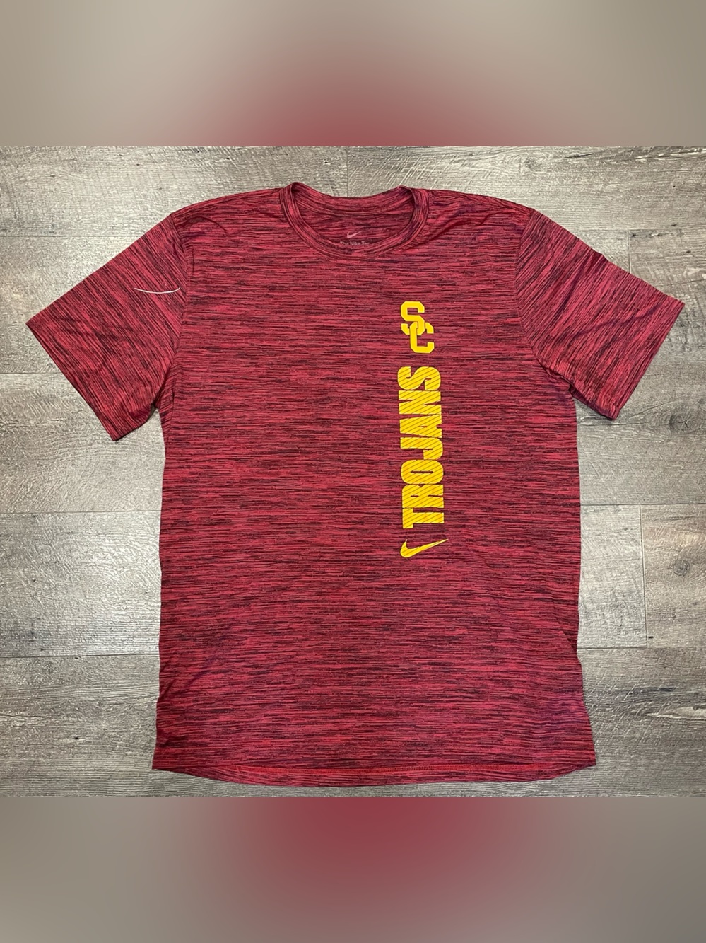 Nike Men’s Red USC Trojans Logo Dri-fit Tee Size L NWT